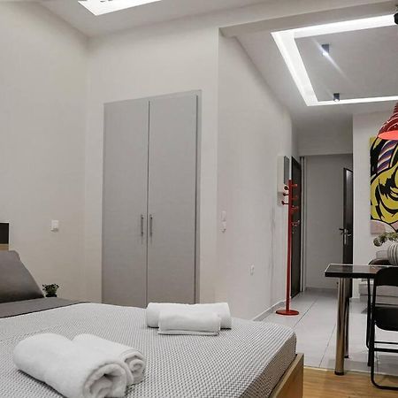 Apartment At Eksarhia Center Афіни Екстер'єр фото