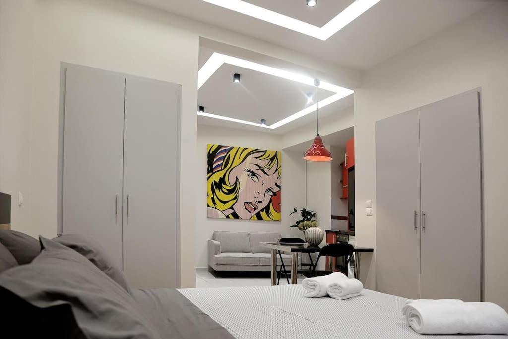 Apartment At Eksarhia Center Афіни Екстер'єр фото