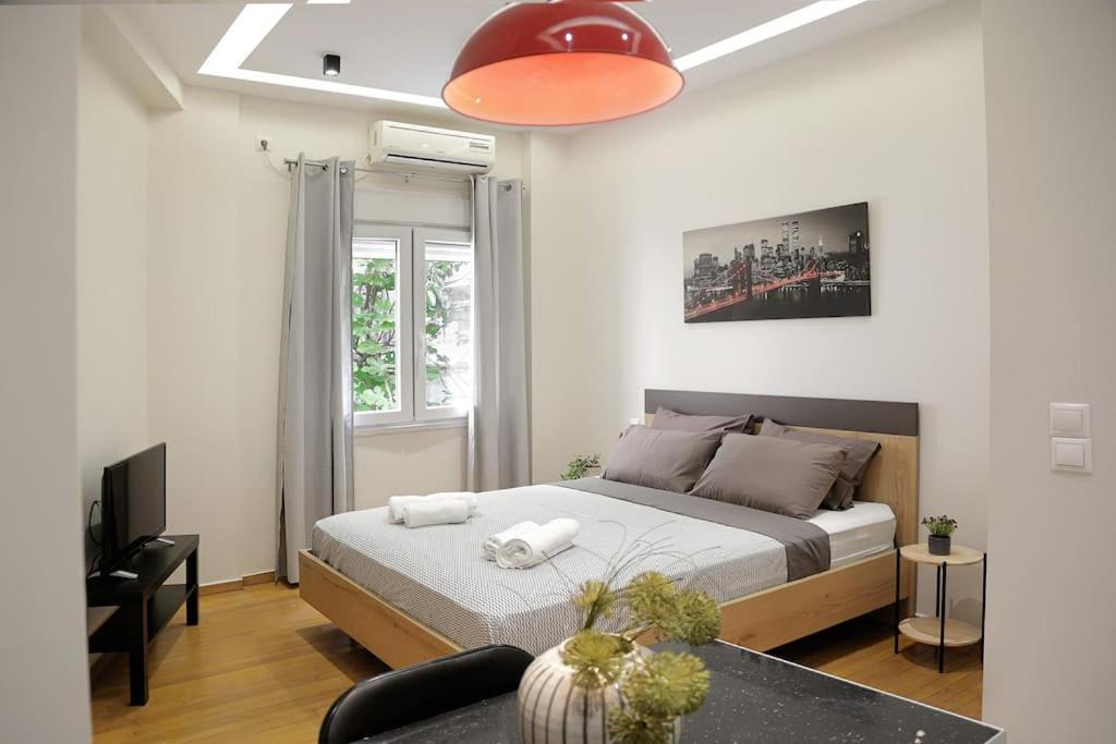Apartment At Eksarhia Center Афіни Екстер'єр фото